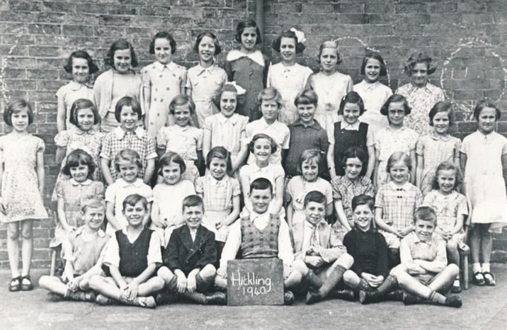 W0318a School photo 1940 (inc. evacuees)