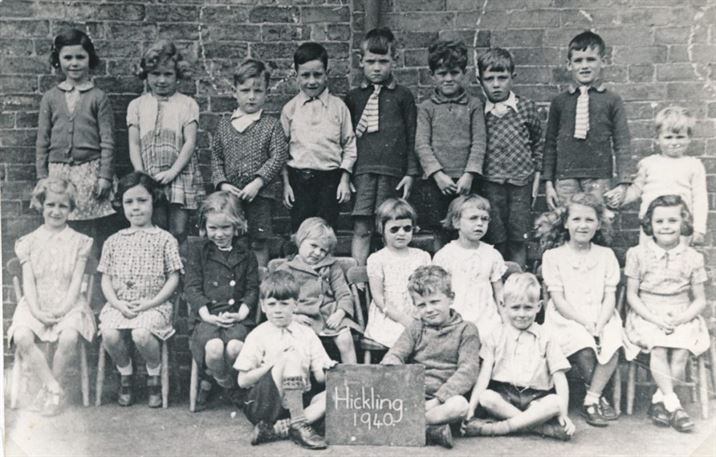 W0319a School photo 1940 (inc. evacuees)