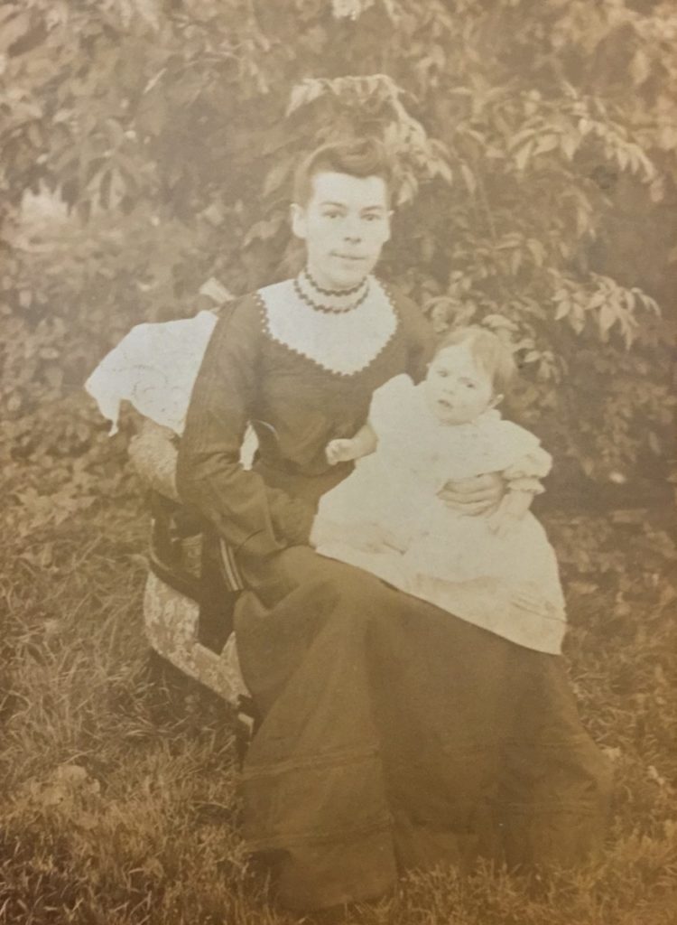 Katherine Wiles with her first child, Kitty at Glebe Cottage c.1906 (Norton family)