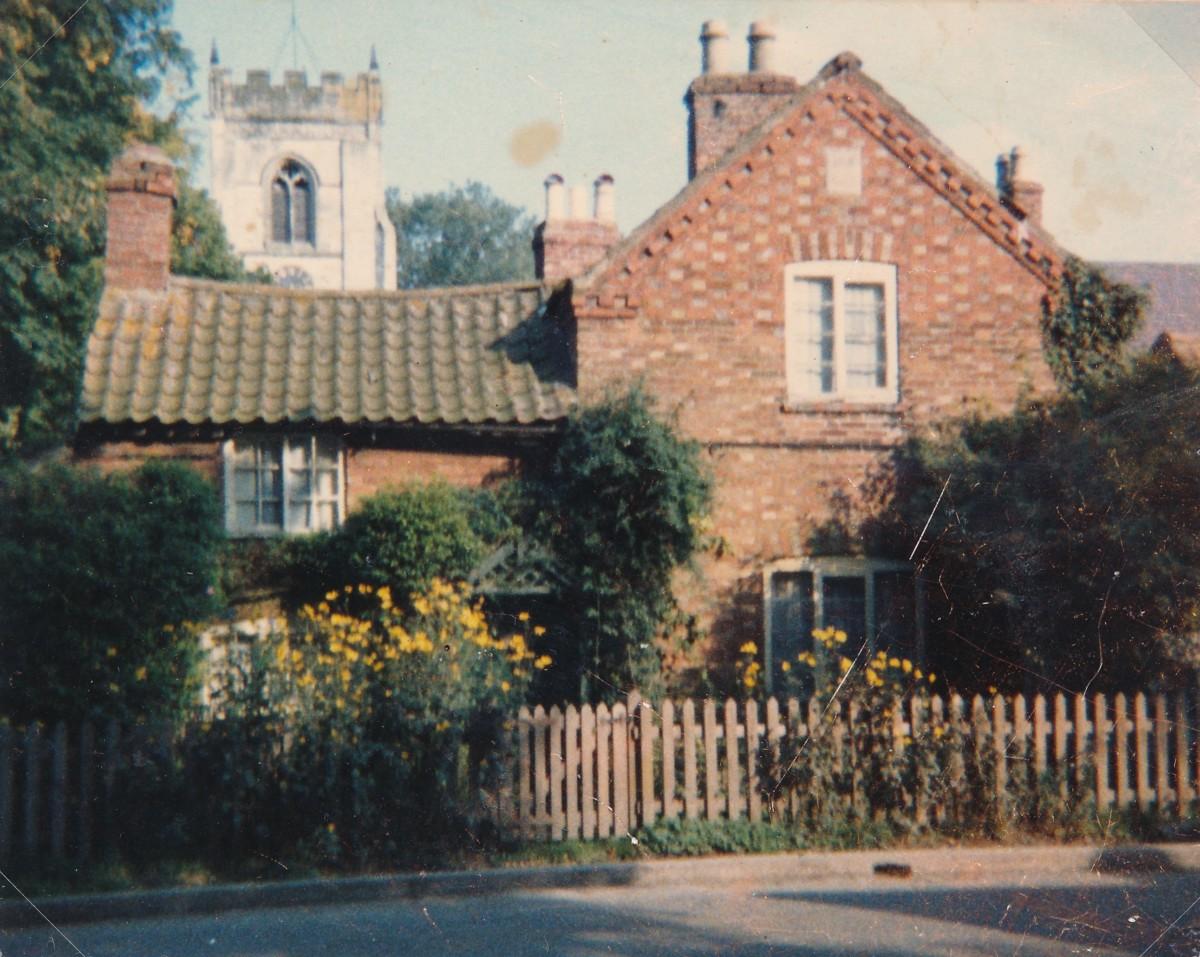 W1156 Jessamine Cottage