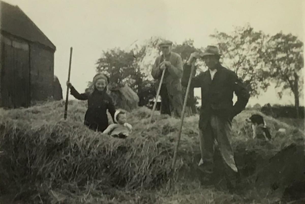 12a visit in c.1947 hay rick