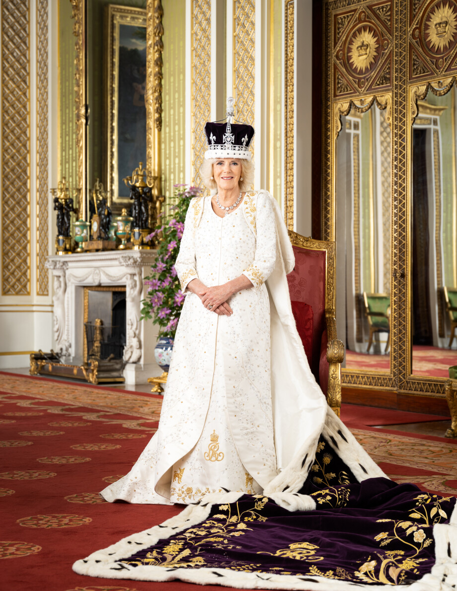 royal.uk - Her Majesty the Queen - Green Drawing Room