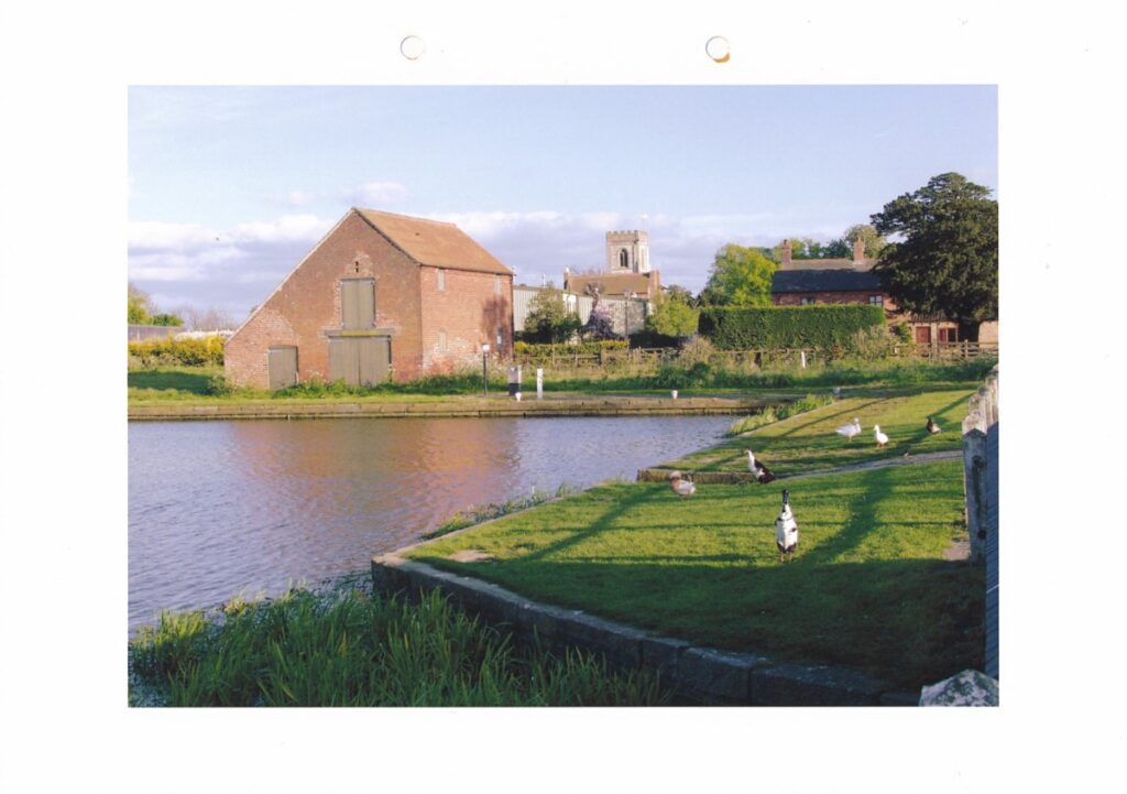 The Canal, Basin and Plough Inn (1999-2005, unknown source)